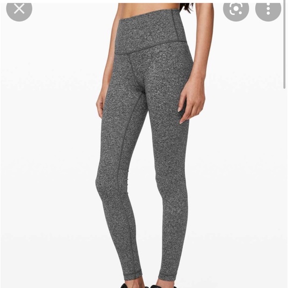 17. Lululemon Wunder Under High-rise Tight - Picture 1 of 10